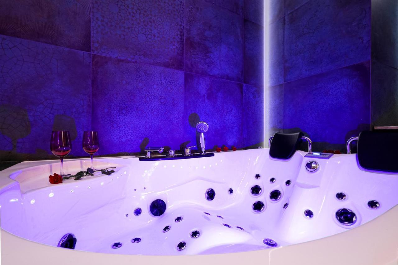 Jacuzzi & Bike Apartment, Krakau Exterior foto