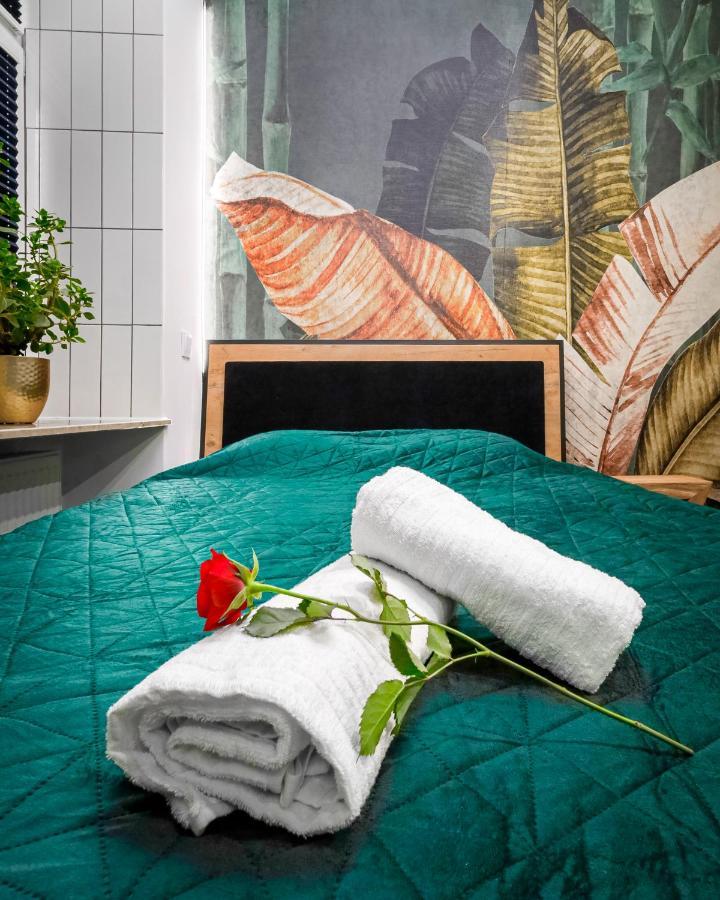 Jacuzzi & Bike Apartment, Krakau Exterior foto